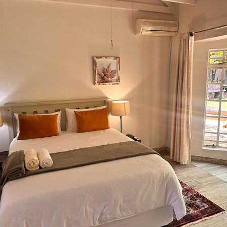 Woods Guest House Middelburg  Ngoại thất bức ảnh